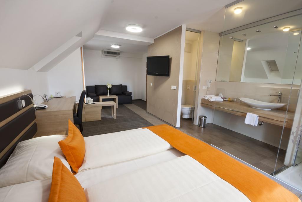 מריבור Gostilna In Motel Pri Lesniku מראה חיצוני תמונה