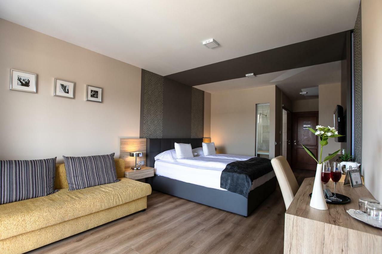 מריבור Gostilna In Motel Pri Lesniku מראה חיצוני תמונה