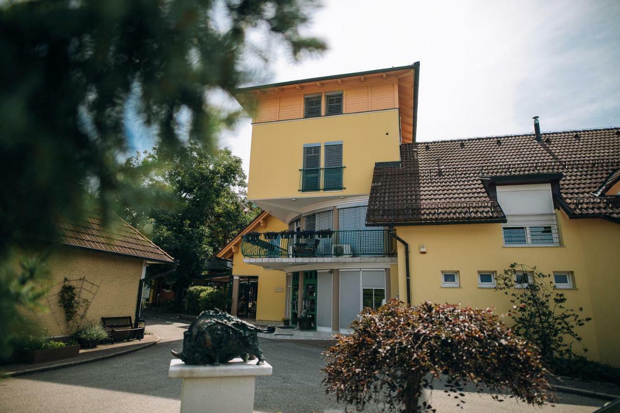מריבור Gostilna In Motel Pri Lesniku מראה חיצוני תמונה